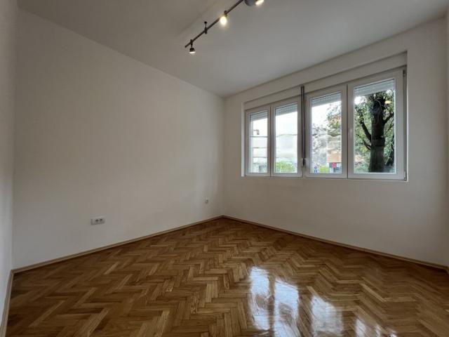 Poslovni prostor 61 m² na Izdavanje – Centar, Podgorica