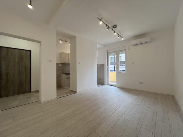 Poslovni prostor 61 m² na Izdavanje – Centar, Podgorica