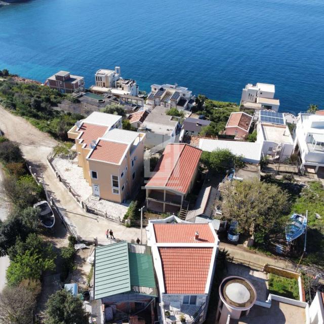 Kuća 200 m² na Prodaju – Stari Bar, Bar