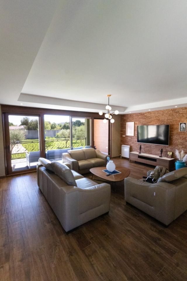 Kuća 180 m² na Izdavanje – Curilac, Podgorica