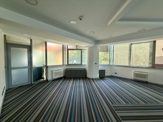 Poslovni prostor, 120m2, Preko Morace, IZDAVANJE