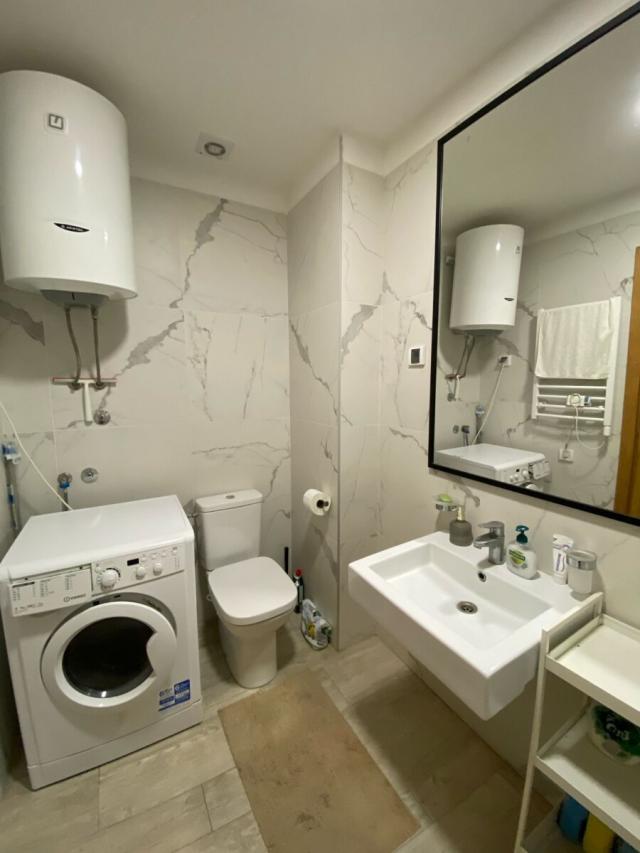 Jednosoban stan, 55m2, Tivat, IZDAVANJE