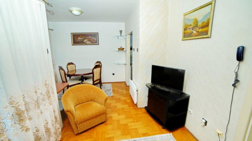 Jednosoban stan, 44m2, Preko Morace, IZDAVANJE