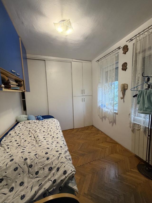 Trosoban stan, 90 m2, Preko Morace, PRODAJA