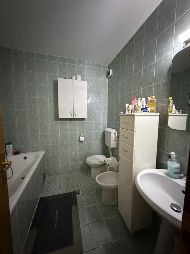 Trosoban stan, 90 m2, Zagoric, PRODAJA