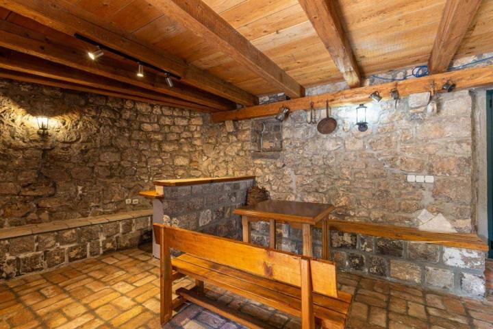 Autentična kamena kuća – kulturna baština u blizini mora, Luštica