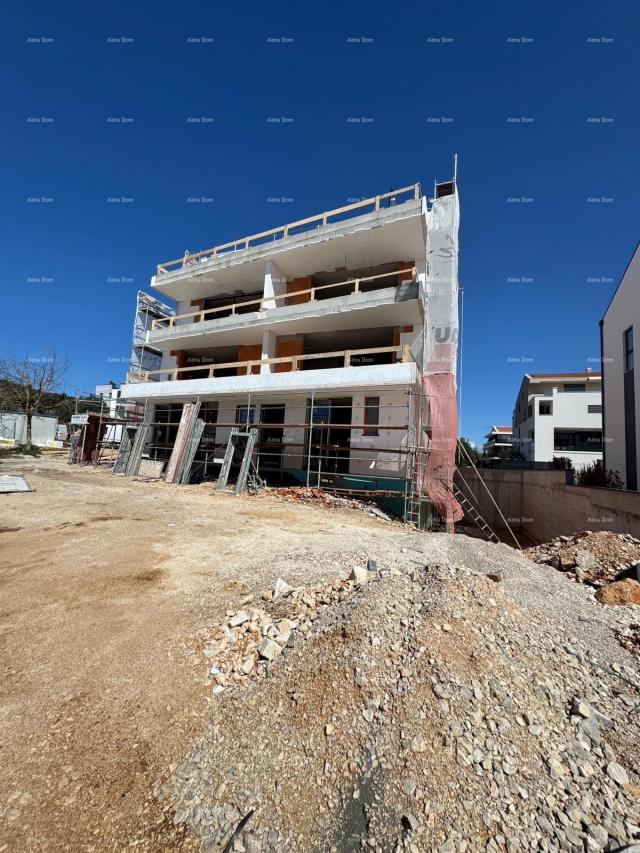Stan ROVINJ - DVOETAŽNI APARTMAN S PREKRASNIM POGLEDOM NA MORE (E)