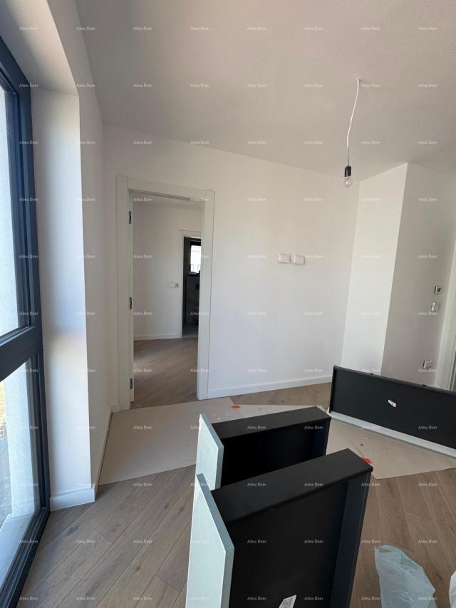 Stan ROVINJ - DVOETAŽNI APARTMAN S PREKRASNIM POGLEDOM NA MORE (E)