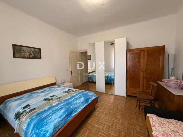 ISTRA, POREČ - Autentična istarska kuća s dvije stambene jedinice