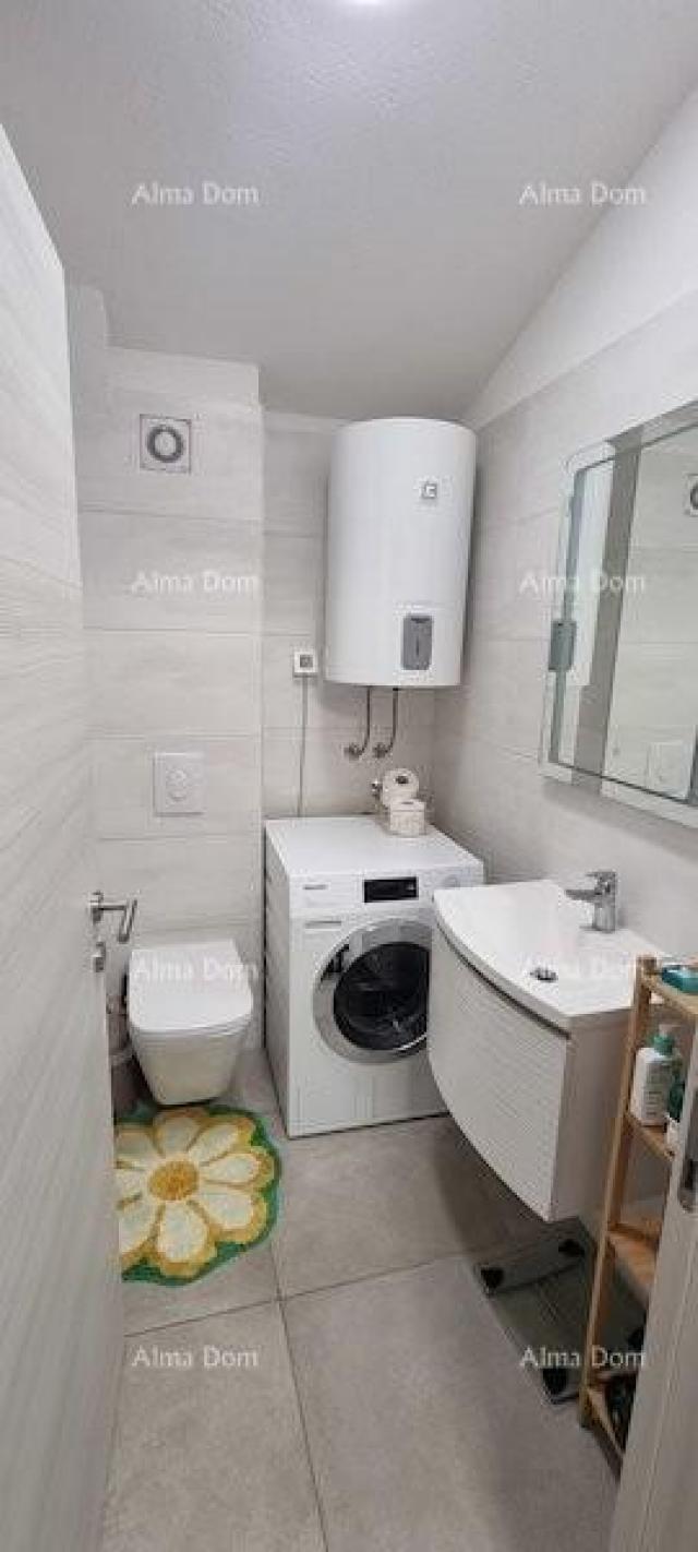 Stan Novi apartman u Ližnjanu. 