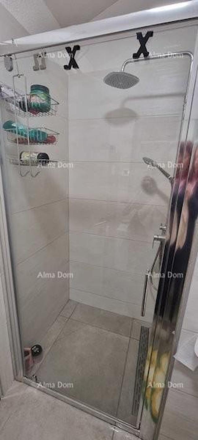 Stan Novi apartman u Ližnjanu. 