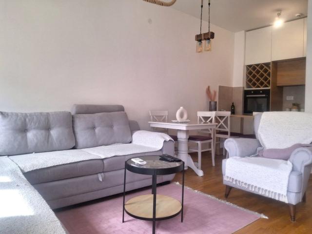 Jednosoban namješten stan, 43m2, City kej, Podgorica