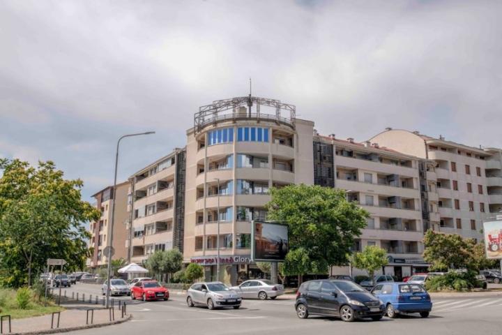 Jednosoban luksuzno namješten dupleks, 70m2, Preko Morače, Podgorica