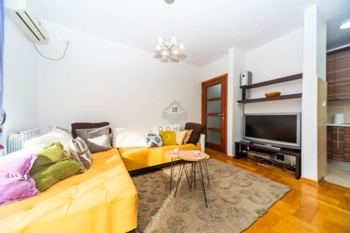 Dvosoban stan 70m2, Preko Morače - Podgorica