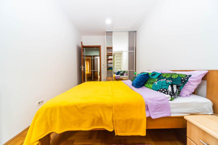 Dvosoban stan 70m2, Preko Morače - Podgorica