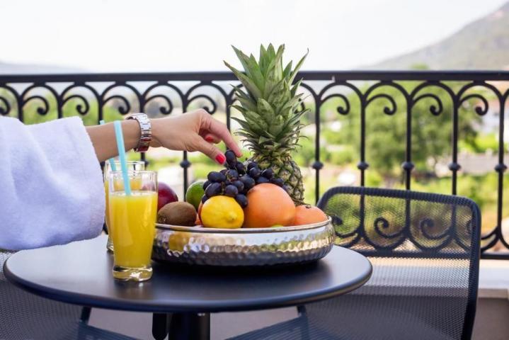 Ekskluzivni Hotel & SPA kompleks sa vrhunskim investicionim potencijalom – Budva, Lastva Grbaljska