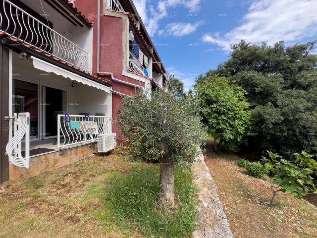 Wohnung Wir verkaufen eine komplett renovierte Wohnung in Duga Uvala!