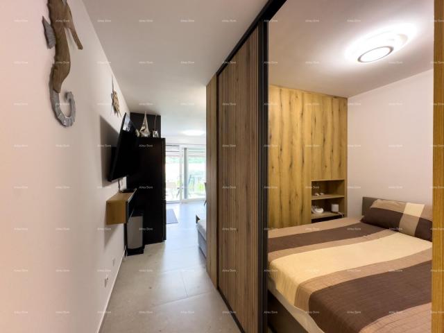 Wohnung Wir verkaufen eine komplett renovierte Wohnung in Duga Uvala!