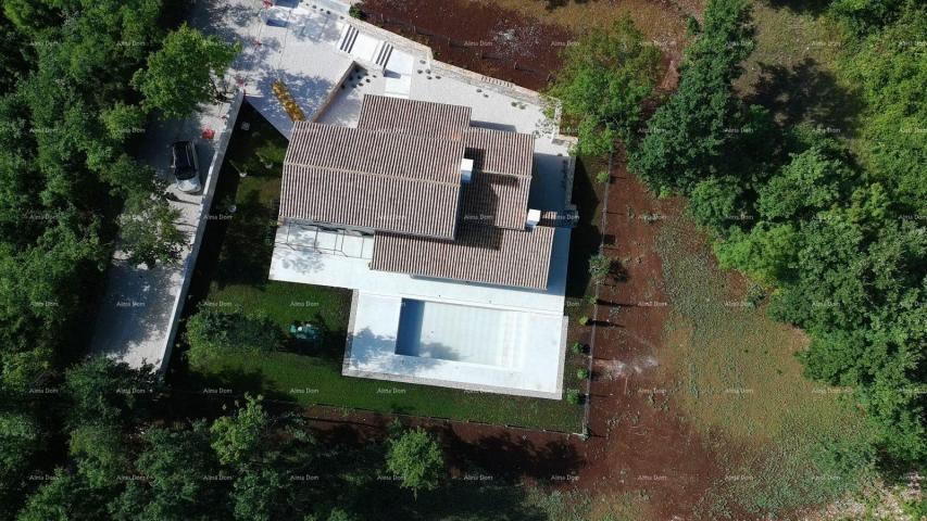 House Sale - Spacious House with Pool Under Construction, Near Pazin!