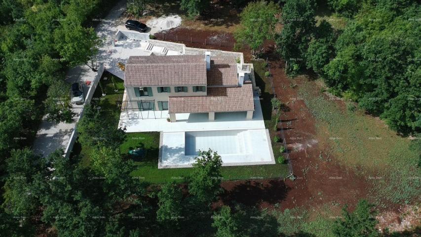 House Sale - Spacious House with Pool Under Construction, Near Pazin!
