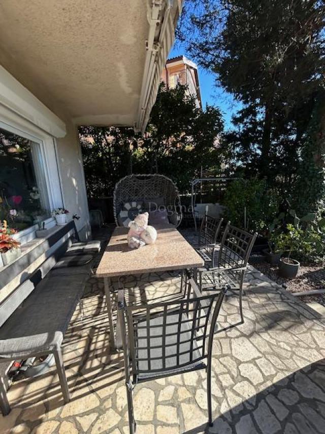 Flat Kostrena, 75m2