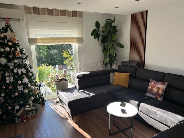 Flat Kostrena, 75m2