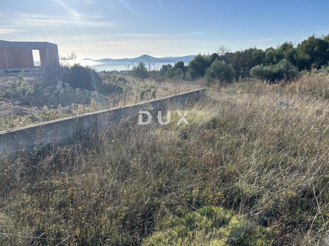 ŠIBENIK, VODICE – Atraktivno zemljište s pogledom na more
