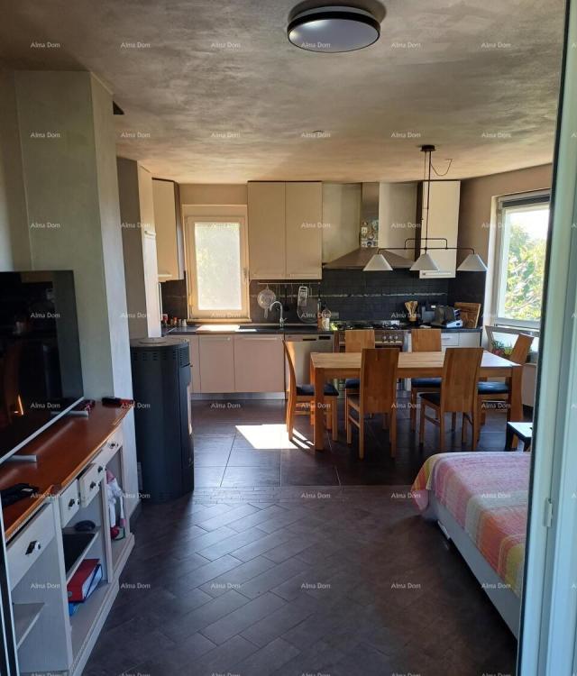Apartment An apartment of 89 m2 is for sale, Buje