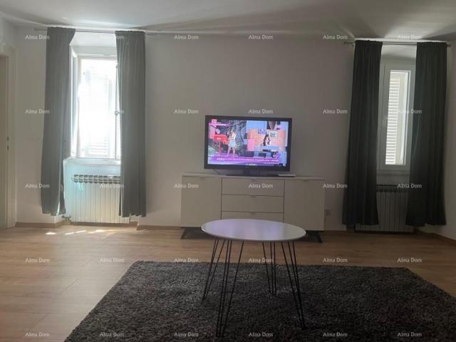 Apartment For sale: Two-bedroom apartment in the center of Rovinj.
