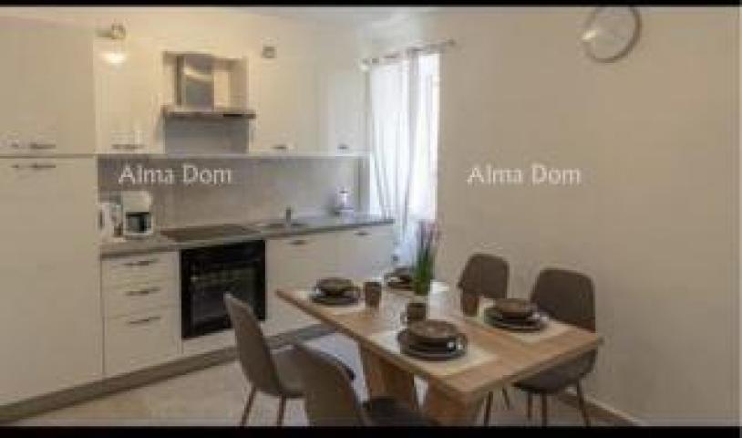 Apartment For sale: Two-bedroom apartment in the center of Rovinj.