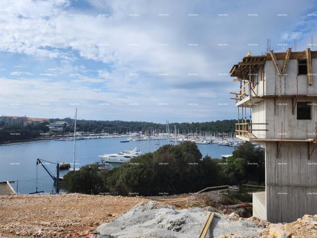Stan Prodaja modernih stanova u eksluzivnoj zgradi sa pogledom na marinu, Pula!