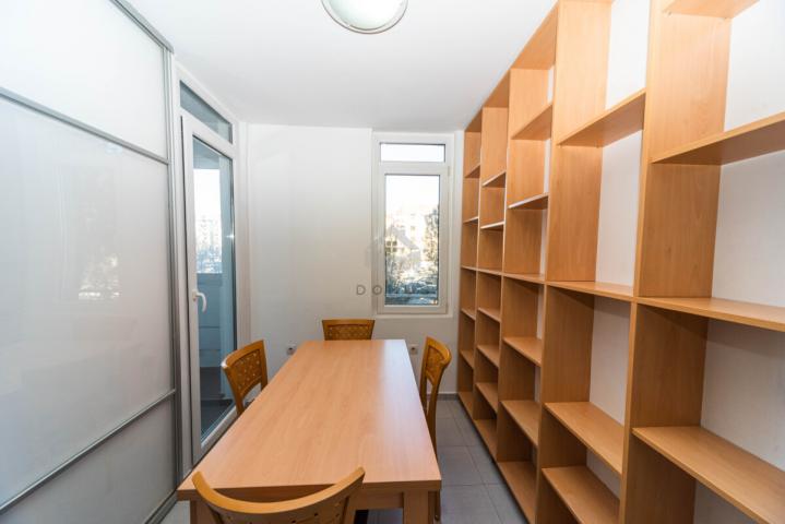 Dvosoban namješten stan 80m2, Blok IX - Podgorica