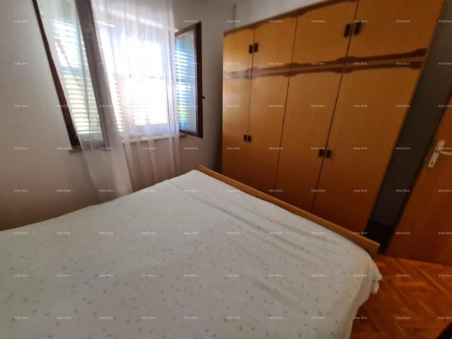Kuća Prodaja kuće s dvije stambene jedinice, pomoćnim objektom i garažom, Ližnjan!