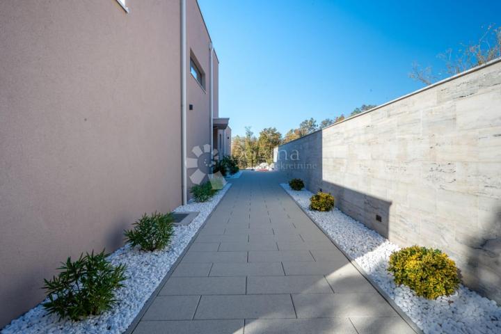 Luksuzna samostojeća vila