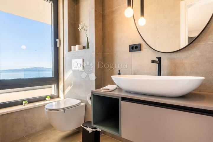 Luksuzna samostojeća vila
