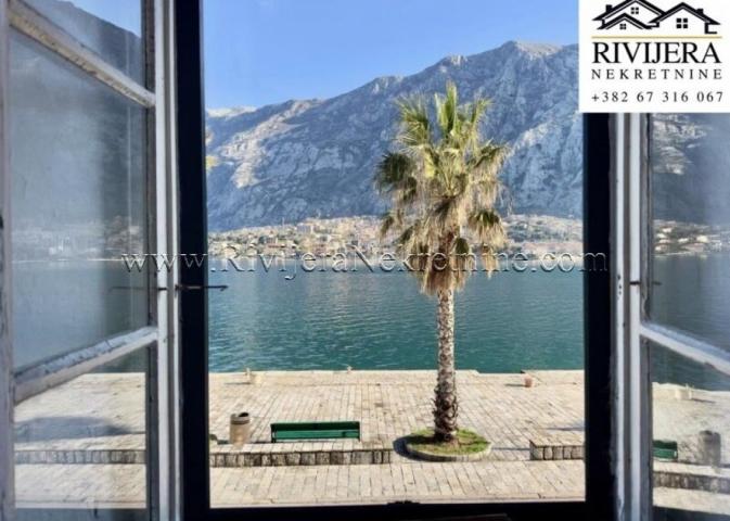 Na prodaju kamena kuca Muo Kotor