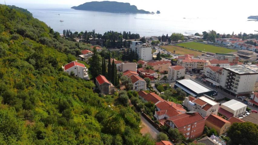 Ekskluzivno! Urbanizovan plac 1967 m² u Budvi – Fantastična lokacija!