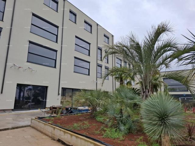 Stan Prodaja stanova u novom poslovno - stambenom projektu, Poreč, C302-zgrada C
