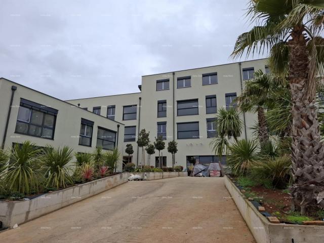 Stan Prodaja stanova u novom poslovno - stambenom projektu, Poreč, C302-zgrada C