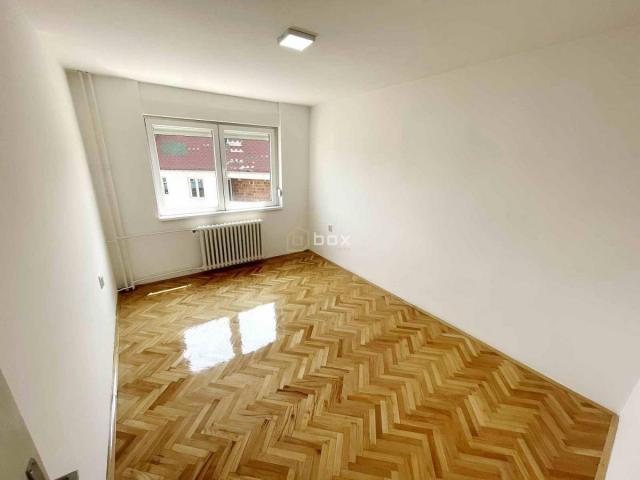 Fotografija stana 9 od 15