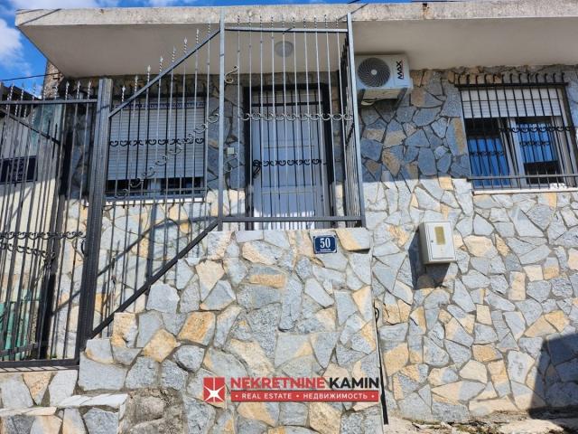 Studio apartman 23m2 u srcu Starog Bara, Bar