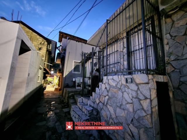 Studio apartman 23m2 u srcu Starog Bara, Bar