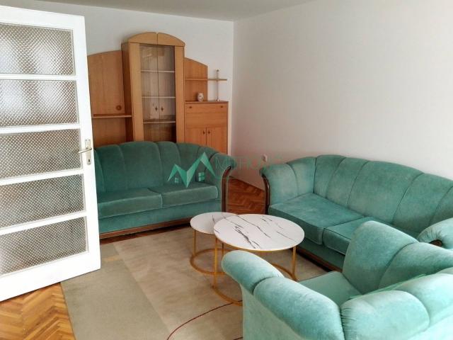 Fotografija stana 2 od 24