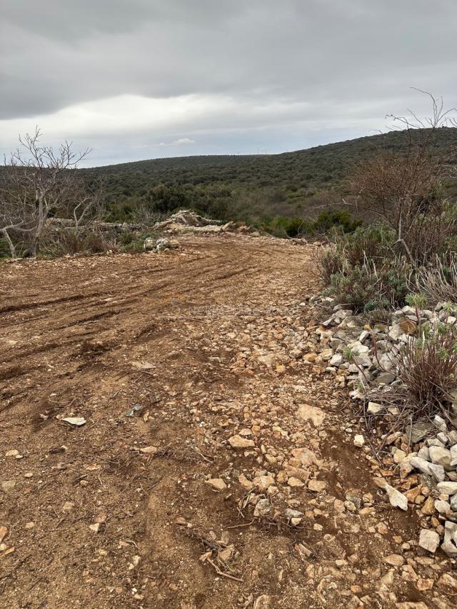 Belej, Otok Cres - Kuća (Ruševina), 20 m2