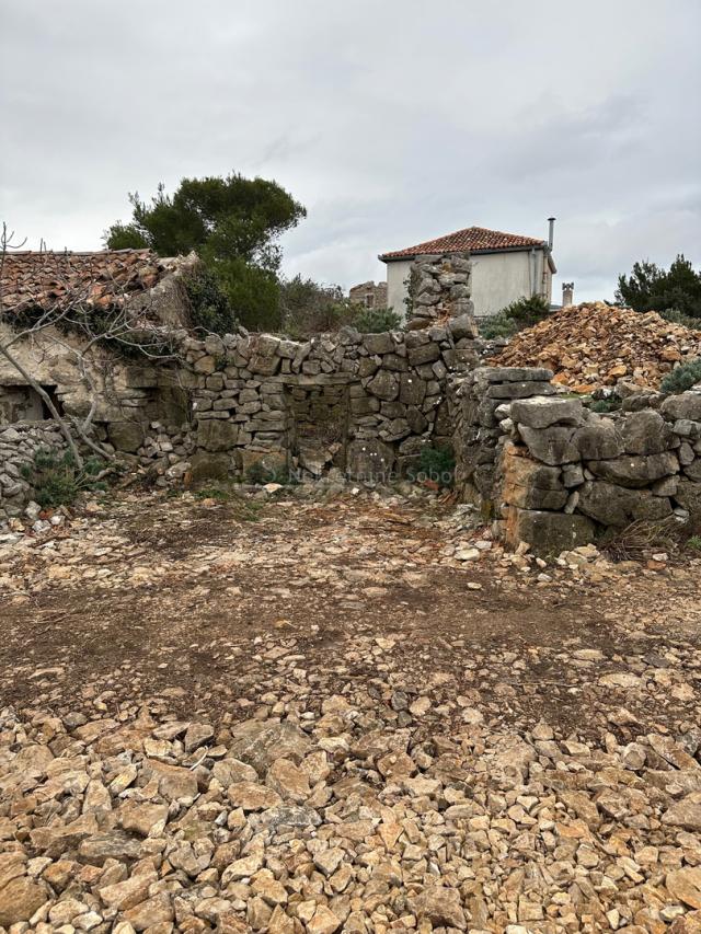 Belej, Otok Cres - Kuća (Ruševina), 20 m2