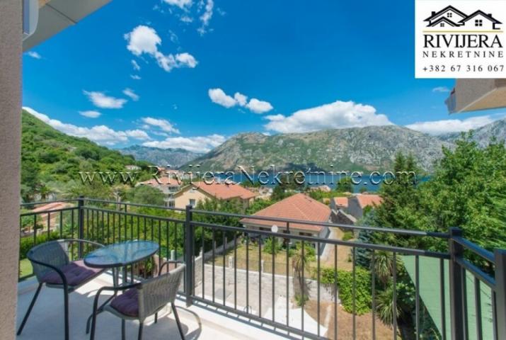 Na prodaju moderna vila Stoliv Kotor