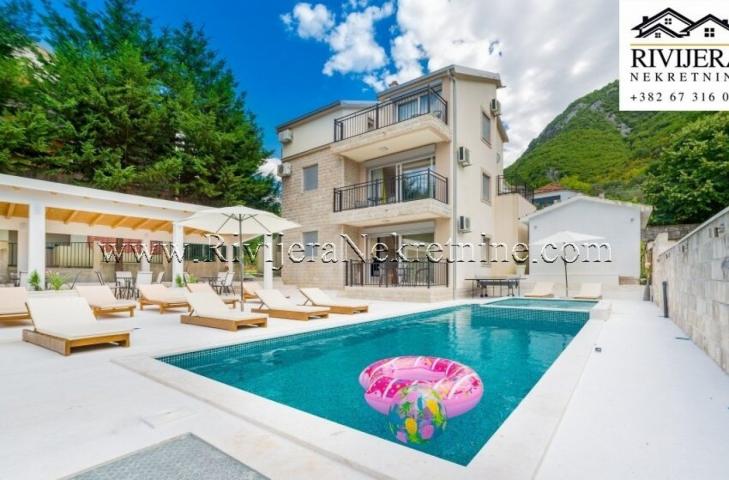 Na prodaju moderna vila Stoliv Kotor
