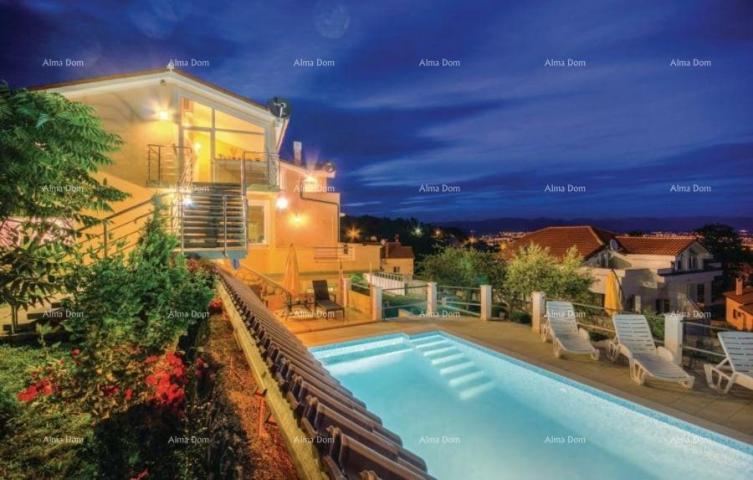 Kuća Luksuzna villa s 7 apartmana, Opatija!