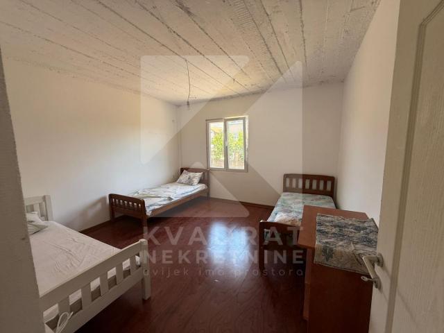 Izdavanje, Kuća, Podgorica, Tuzi, 180m2