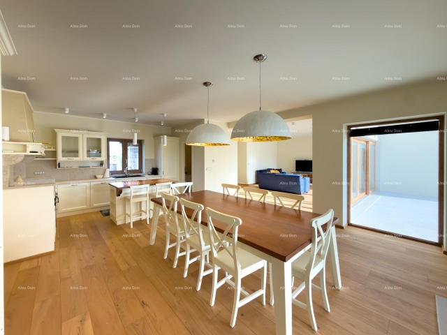 House We are selling a villa with a view of Brijuni!